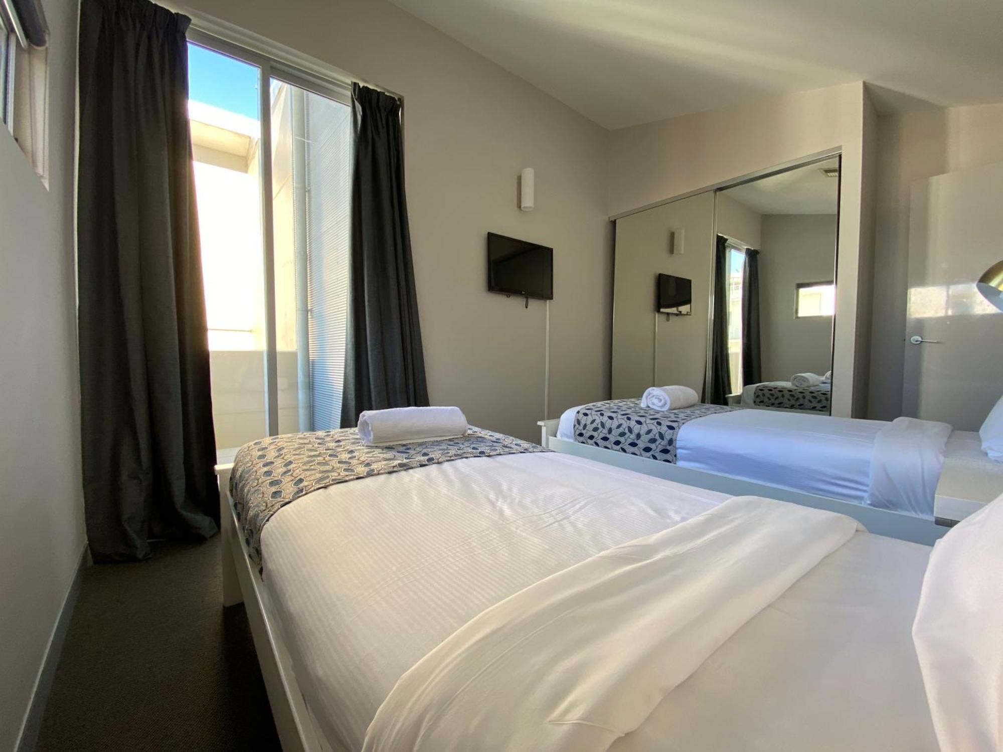 Redvue Holiday Apartments Redcliffe Eksteriør bilde